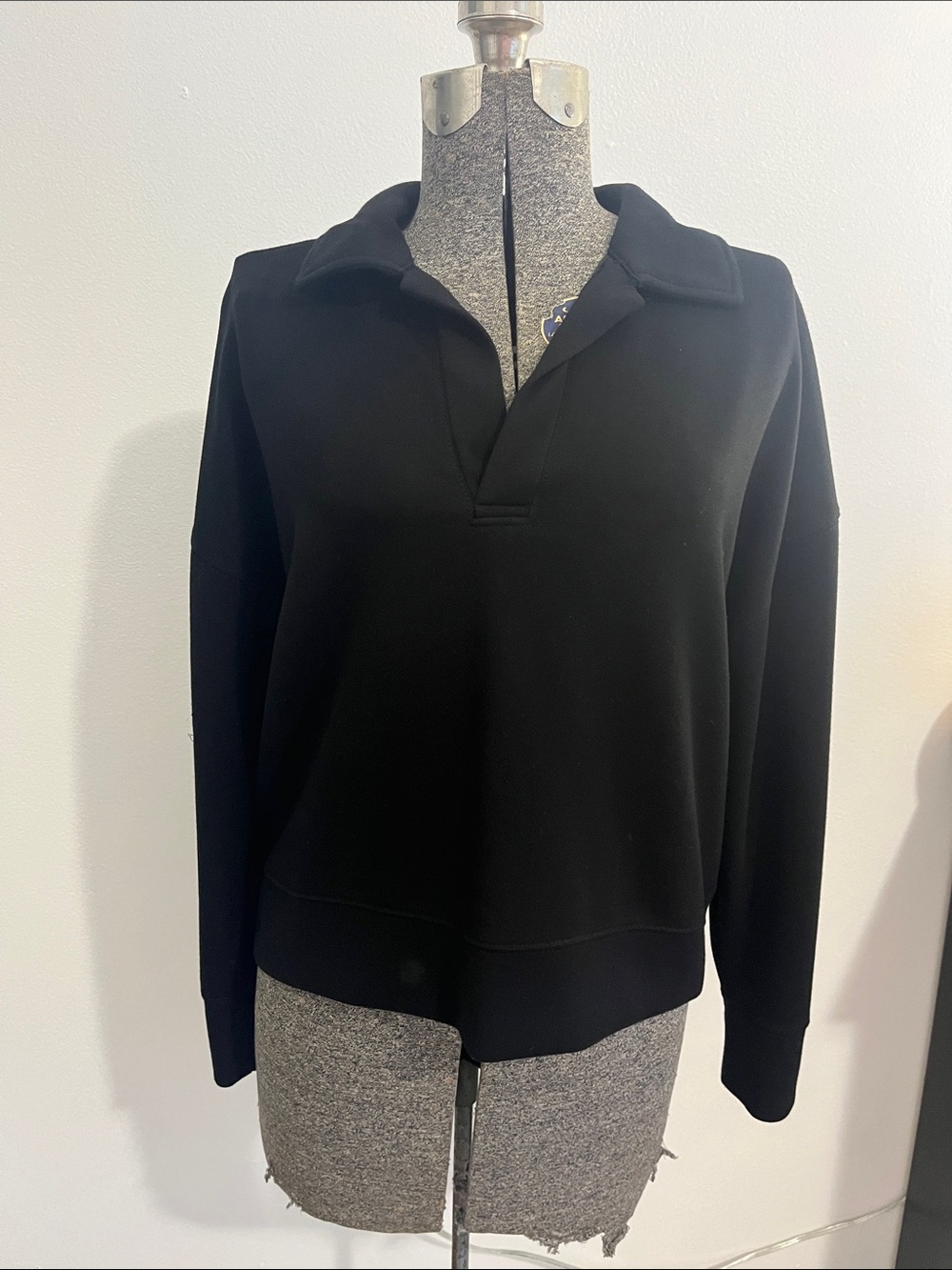 Earth Yoga Black Polo-Collar Pullover Sweatshirt